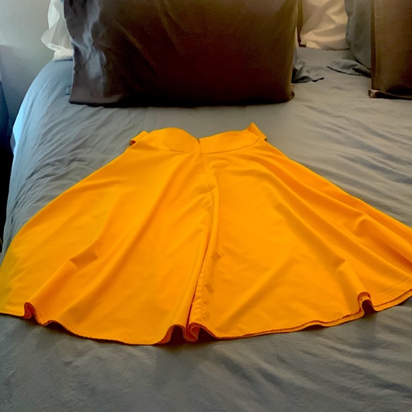 Belle Poque Knee Length Swing Skirt, Size Small, Yellow - Picture 2 of 2